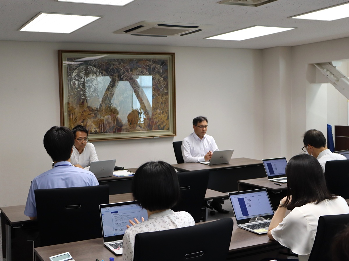 内部勉強会を行いました