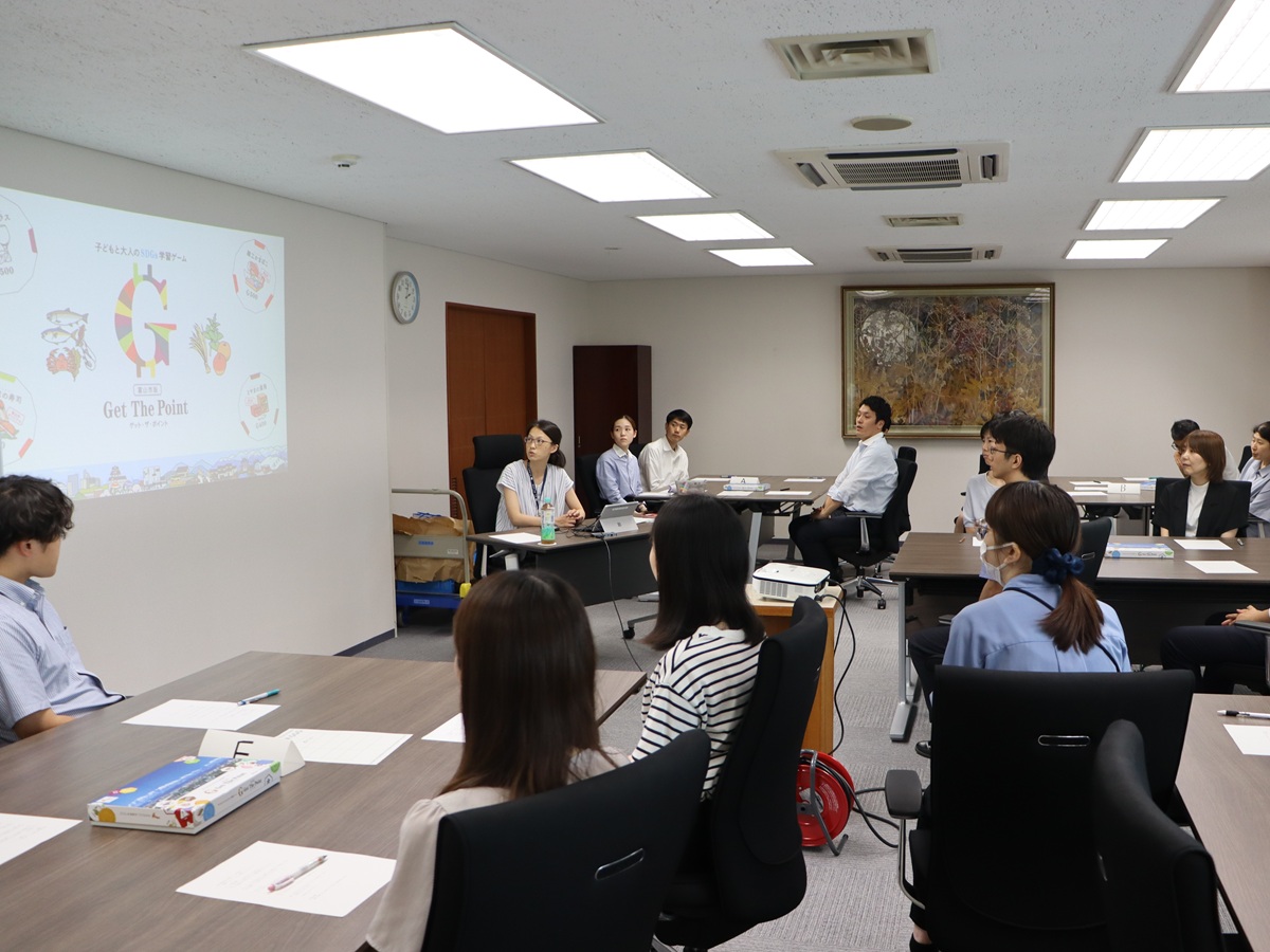 SDGsに関する内部研修を行いました